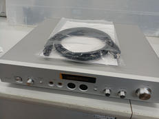 ヘッドフォンアンプ|LUXMAN