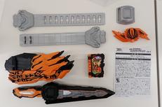 仮面ライダーセイバー|BANDAI