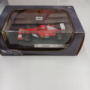 フェラーリ F2002 1/43|HOTWHEELS