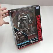 フィギュア|タカラトミー