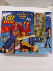AL’S　TOY　BARN　PLAY　SET