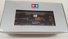 レーシングカー　レッドブル　ルノー|TAMIYA