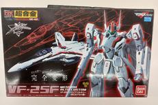 VF-25Fメサイアバルキリー|BANDAI