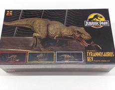 1/35 TYRANNOSAURUS REX|X-PLUS