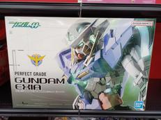 PG ガンダムエクシア|BANDAI