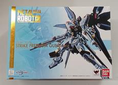 ガンダム|BANDAI