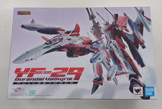 YF-29 デュランダルバルキリー (早乙女アルト機) フル|BANDAI