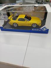 1/18スケール車