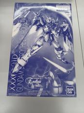 MG 1/100プラモデル|バンダイ