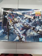 MG 1/100プラモデル|バンダイ