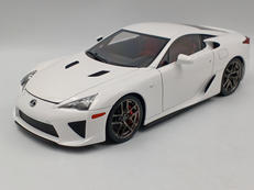 1/18スケール車|AUTOART