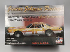 1/24 スケールプラモデル|SALVINOS JR MODELS