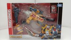 LG30 ウィアードウルフ|タカラトミー