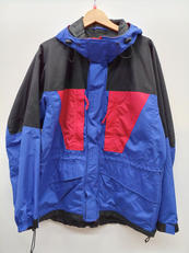 ナイロンジャケット　RED×BLU|ASICS