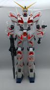 メガサイズモデル ユニコーンガンダム|BANDAI