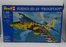 SUKHOI SU-25 FROGFOOT|REVELL