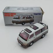 トヨタ ハイエースワゴン|TOMY TEC