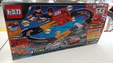 トミカスピードウェイ|TAKARA TOMY(タカラトミー)