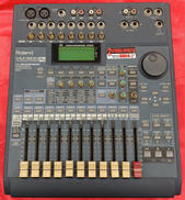 DJミキサー|ROLAND