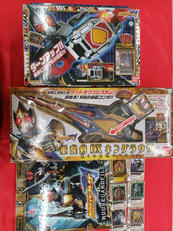 ブレイバックル&キングラウザーセット|バンダイ