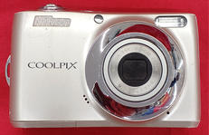 デジタルカメラ|NIKON