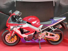 CBR-RRファイヤーブレード|不明