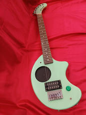 アンプ内蔵ギター|FERNANDES