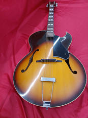 アーチトップギター|CHAKI