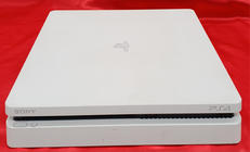 プレイステーション4本体|SONY