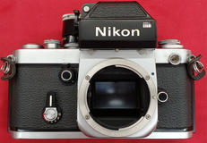 フィルム一眼レフ|NIKON