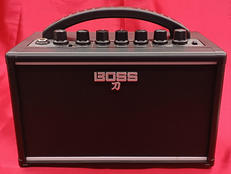 小型ギターアンプ|BOSS