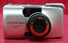 コンパクトフィルムカメラ|OLYMPUS