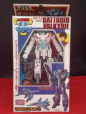 変形タイプ　VF-1Jバトロイドバルキリー|タカトク