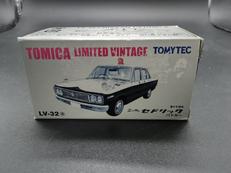 ニッサン セドリック パトカー|TOMY TEC