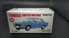 ダットサン ブルーバード 1400DX 72年式(ブルー)|TOMYTEC (トミーテック)