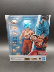 超サイヤ人ゴッド超サイヤ人孫悟空<限界を超えし蒼き力>|BANDAI
