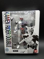 仮面ライダーW ファングジョーカー|BANDAI