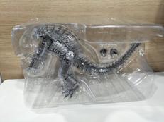 S.H.MONSTERARTS|BANDAI