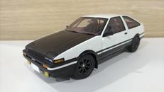 1/18 トヨタスプリンタートレノAE86|AUTOart