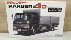 日野レンジャー4D シャッターグリル造り平ボディ仕様|フジミ