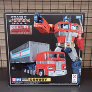 MP-10　コンボイ|TAKARA TOMY
