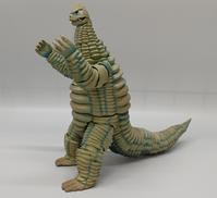 S.H.FIGUARTS　レッドキング|BANDAI