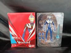 ULTRA ACT|BANDAI