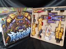 戦隊ロボット　DX トラドラゴンジン|BANDAI