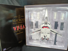 完全変形版　1/48 VF-1A 一条輝機|YAMATO