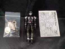 S.H.FIGUARTS　仮面ライダークリスタルスカル|バンダイ