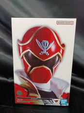 真骨彫製法 ゴーカイレッド|BANDAI