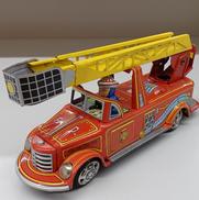 ブリキ玩具|ウサギヤ