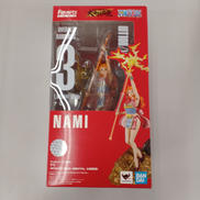 フィギュアーツZERO ナミ - WT100記念|バンダイ