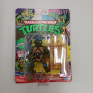 レオナルド|PLAYMATES TOYS